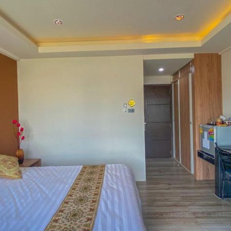 Plearnwan Deluxe Mansion Hotel Bangkok Exterior photo